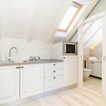 Apartament Amoroza *