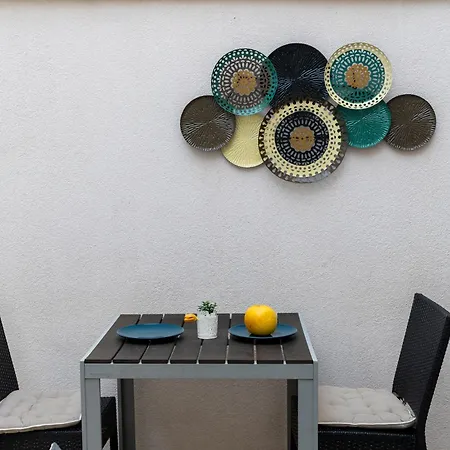 Amoroza Apartment