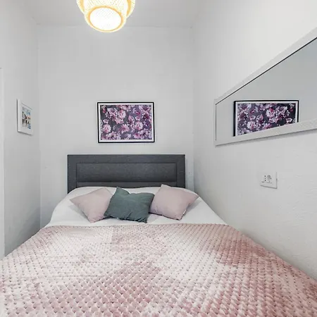 Amoroza 察夫塔特