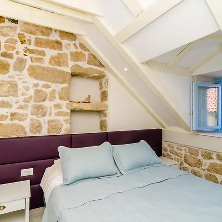 Amoroza Apartment *