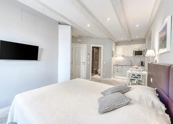 Amoroza Lägenhet Cavtat